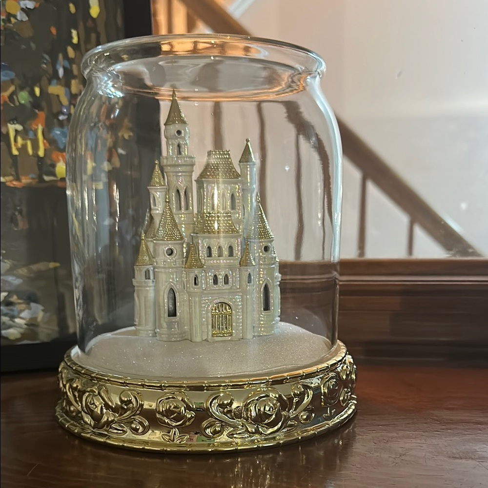Bath and body works candle holder